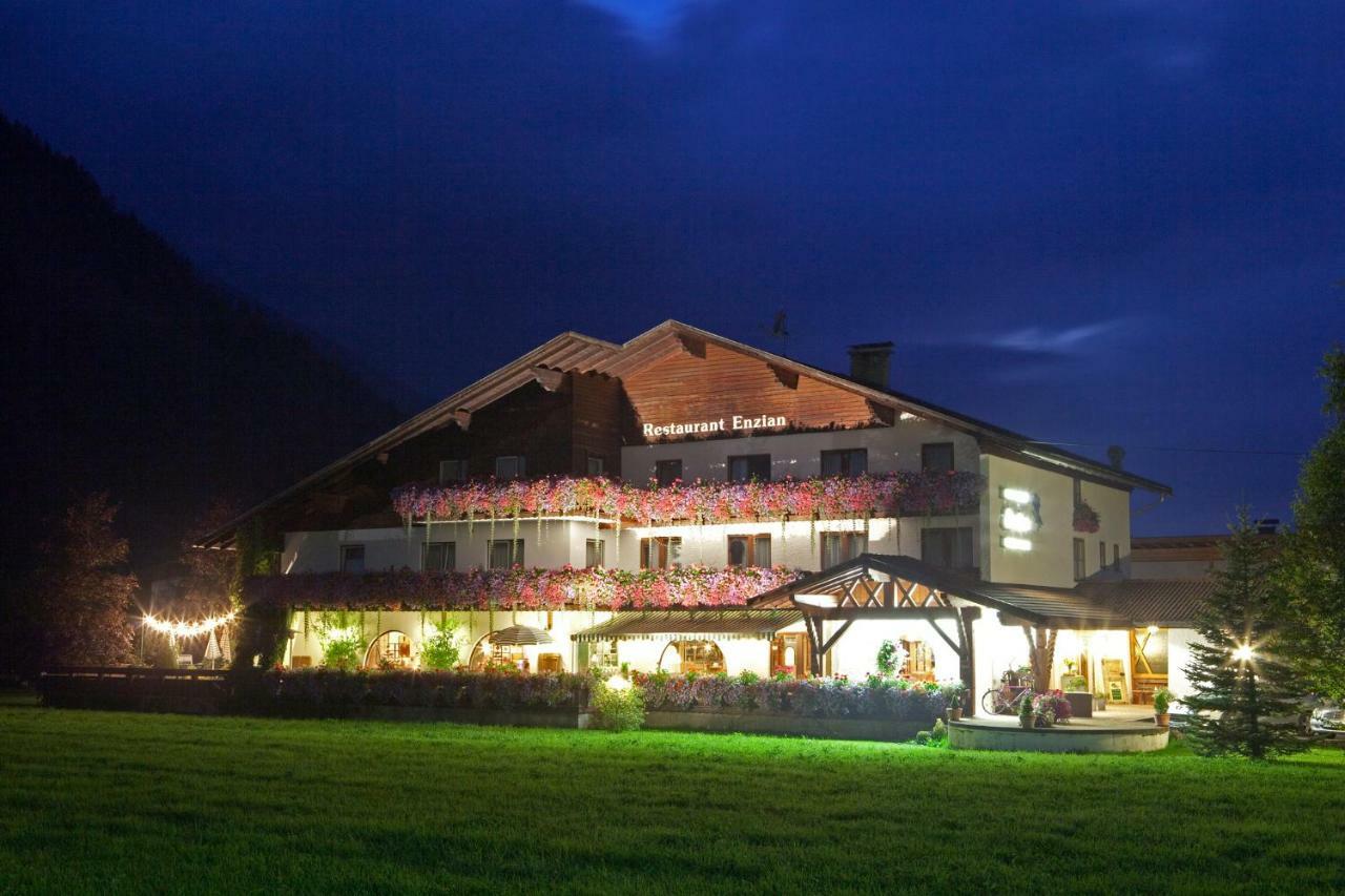 Gasthof Enzian Tannheim Dış mekan fotoğraf